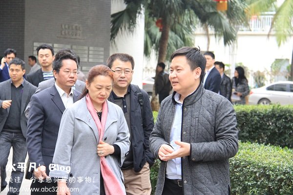 9-國家工商總局廣告司副司長黃新民在園區(qū)指導(dǎo)工作.jpg 9-國家工商總局廣告司副司長黃新民在園區(qū)指導(dǎo)工作.jpg